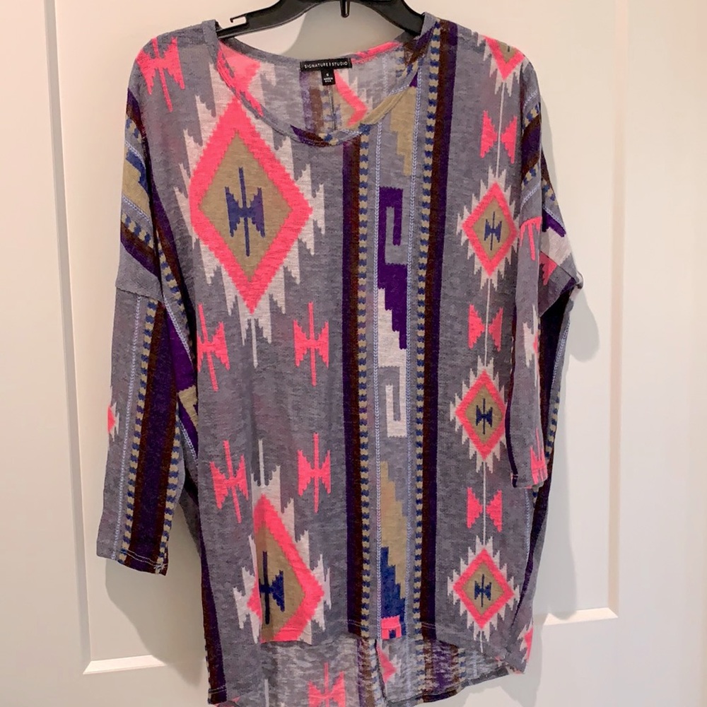 Dolman sleeve - high/low front/back - sheer texture sweater feel
